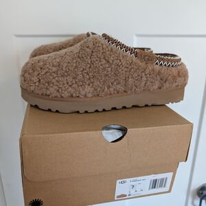 UGG Tasman Curly Chestnut Slippers